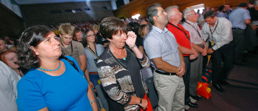 Nalin Pekgul, Mona Sahlin och Ibrahim Baylan vid SSU-kongressens inledning