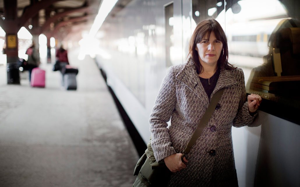 600 sökte timanställning som tågvärd på X 2000. Tio passerade nålsögat. Anna F Nilsson var en av dem. Sex veckor senare började hon på SJ:s kurs, men hoppade av direkt när hon fick klart för sig vilka villkoren var.