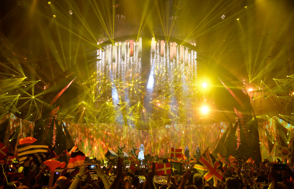 Danmarks Emmelie De Forest framför bidraget Only teardrops i lördagens final i Eurovision Song Contest i Malmö Arena.