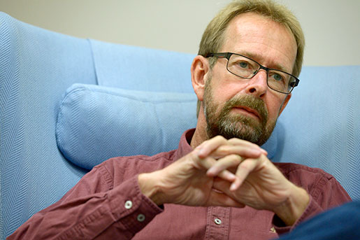 – I vår verksamhet, som handlar om de mest sköra i samhället, är det skönt att veta att de pengar vi genererar ramlar tillbaka i vården. Foto: Janerik Henriksson