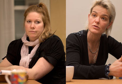 Det har gått väldigt bra med nyrekryteringen, säger Ann-Charlotte Dahlbom Larsson, enhetschef, och hennes kollega Charlotte Jern berättar hur försöket uppmärksammats av både svenska och utländska medier. Foto: Björn Larsson Rosvall