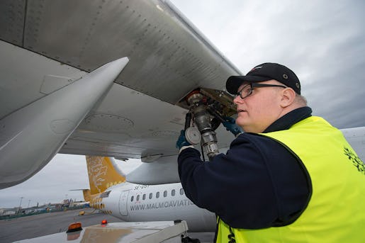 Thomas Björklund, tankningstekniker på Bromma flygplats. Foto: Maja Suslin
