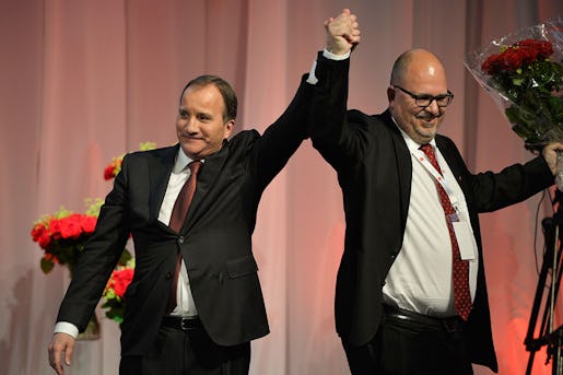 Stefan Löfven och Karl-Petter Thorwaldsson. Foto: Henrik Montgomery