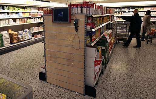 VƒSTER≈S 20070214 Mejeridisken p ICA Grytan i V‰sterÂs. Foto Fredrik Sandberg / SCANPIX / Kod 10180