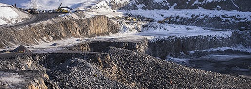 SVAPPAVAARA 2014-03-27 Gruvberget i Svappavaara den 27 mars 2014, d‰r bryter LKAB j‰rnmalm, i vad bolaget hoppas ska bli ett av tre dagbrott i omrÂdet. Fˆr de andra tv finns ‰nnu inga tillstÂnd. Foto: Per Larsson / TT / kod 11390