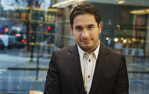 STOCKHOLM 20141114 Civilminister Ardalan Shekarabi (S) ‰r ansvarig fˆr den nya lagen om upphandling Foto: Fanni Olin Dahl / TT / kod: 11375