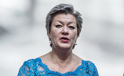 Arbetsmarknads- och etableringsminister Ylva Johansson (S). Foto: Henrik Montgomery/TT