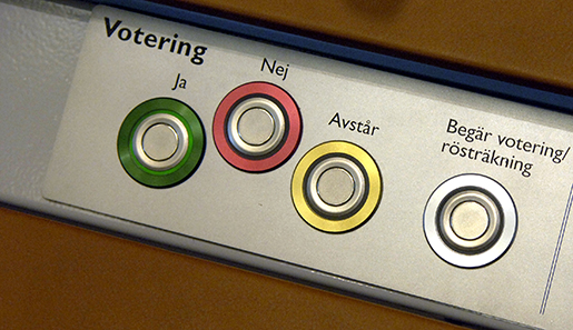 STOCKHOLM 20060929 Rikdagens nya plenisal. Riksdagens plenisal, kammare, har ett nytt utseende. Voteringsknappar och debattknappar p respektive plats. Foto: Janerik Henriksson / SCANPIX / Kod 10010