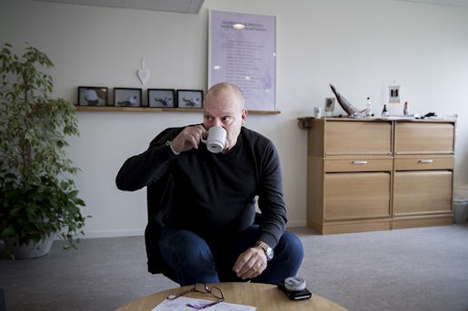 Kommunalrådet Anders Månsson (S) trodde först att nedläggningen var ett skämt.