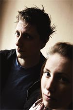 Assistenterna Johannes Remnegård och Jessica Samuelsson