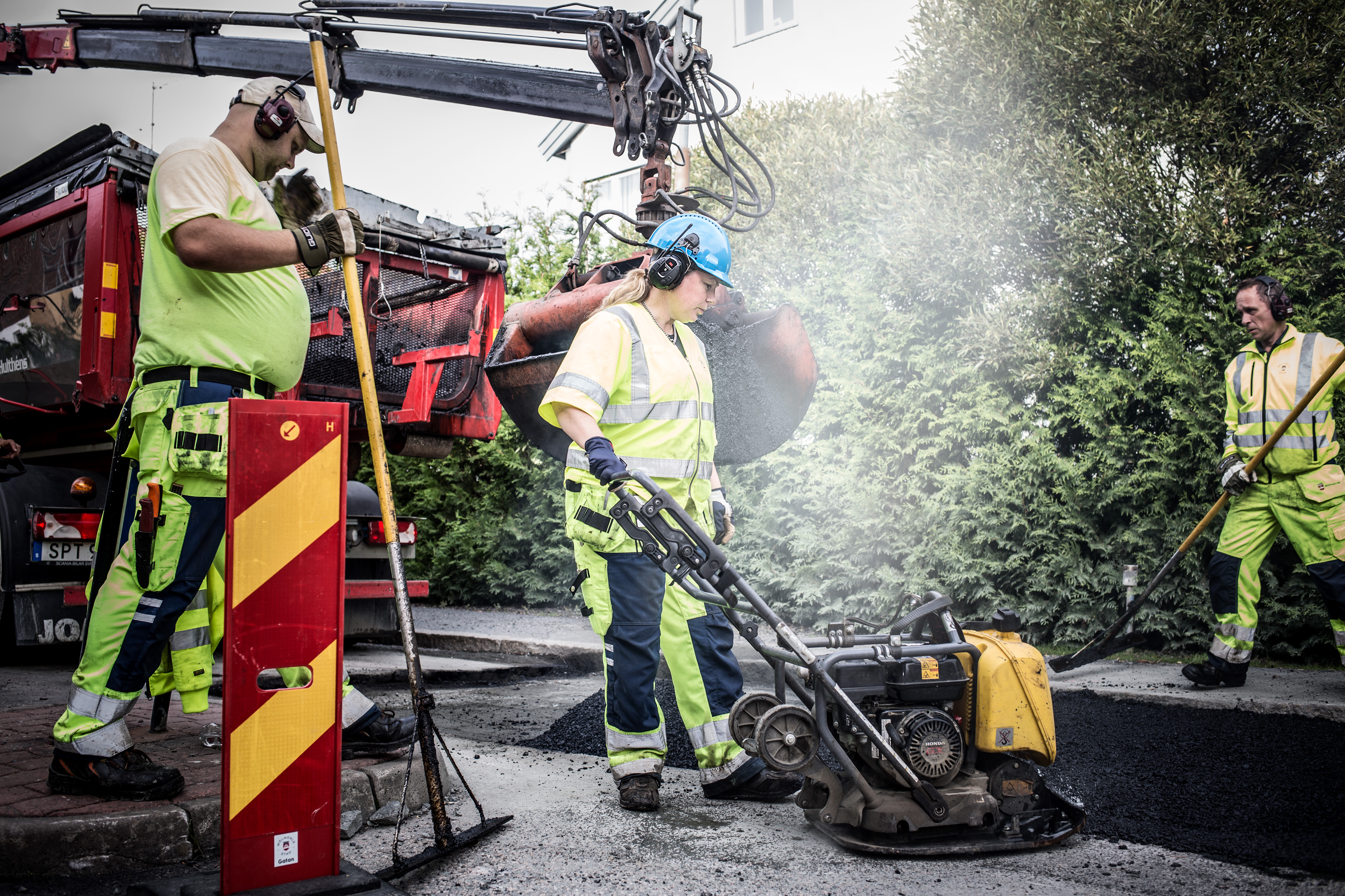 Jobbet som asfaltarbetare är väderberoende.