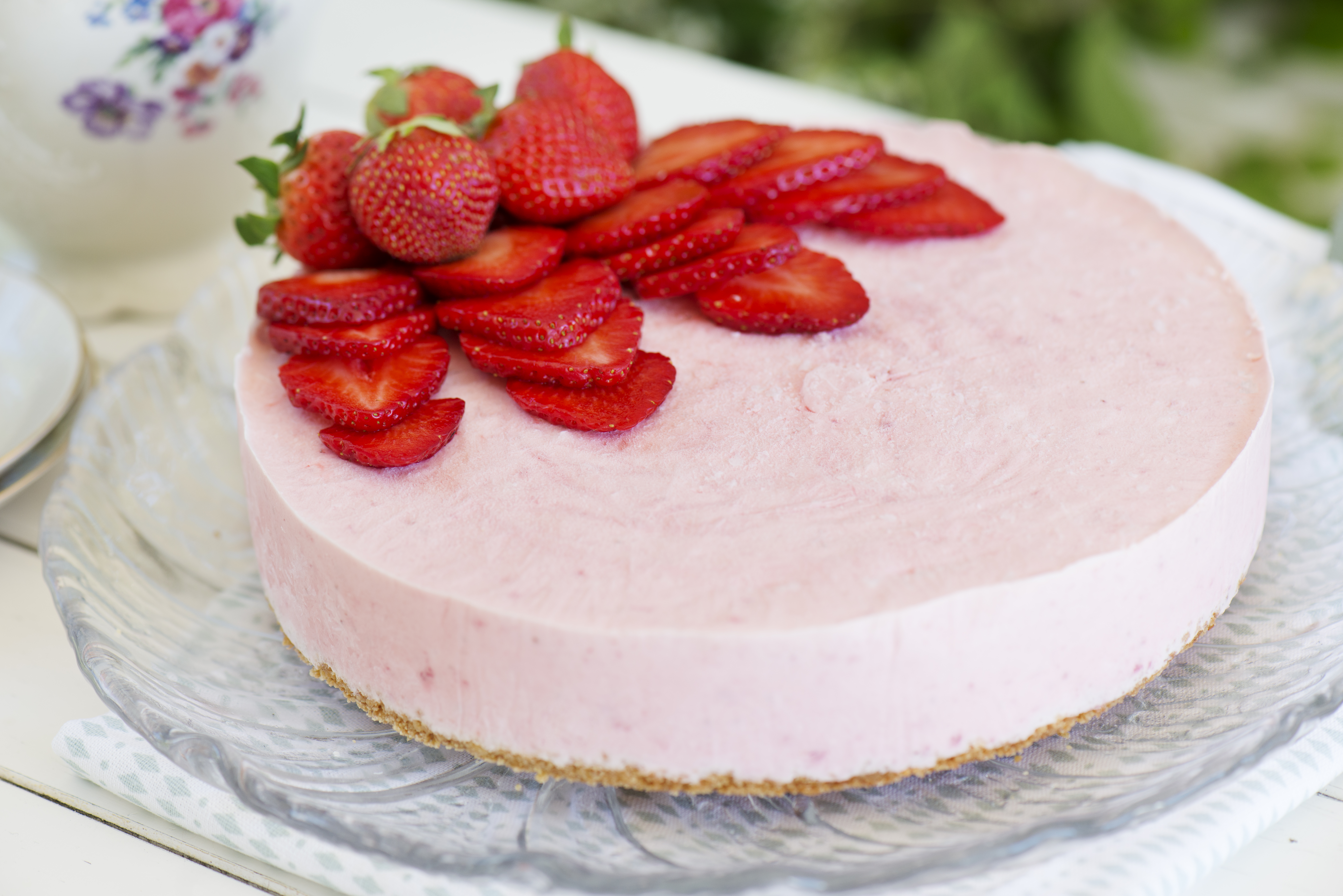 Jordgubbscheesecake.