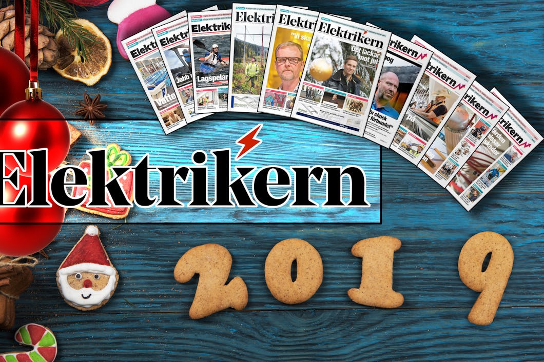 Ett bord med julsaker på, överlagt med framsidorna på årets olika nummer av Elektrikern och tidningens logga.
