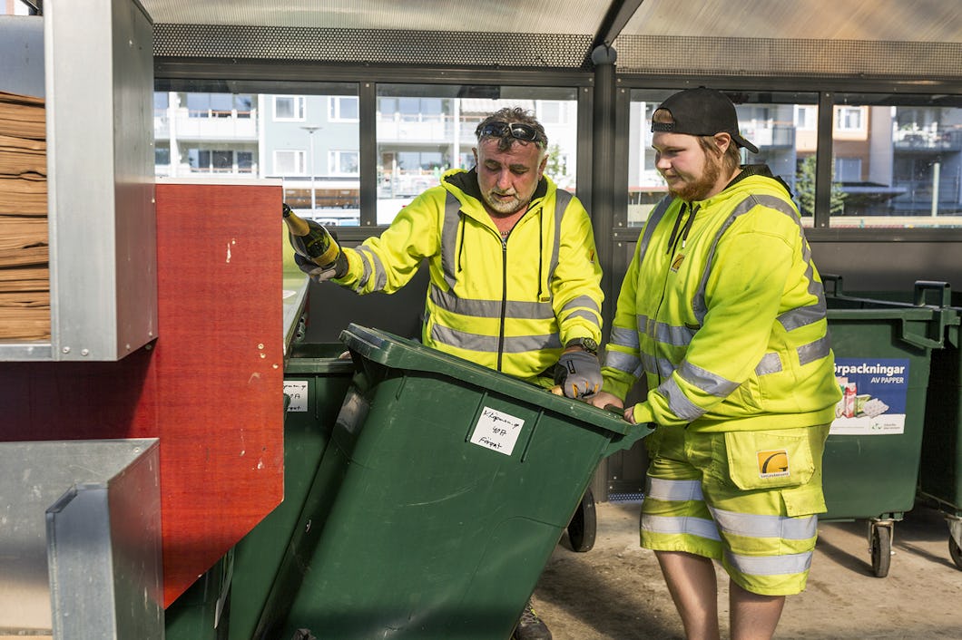 Fastighetsskötarna Samir Adam och Björn Morin
