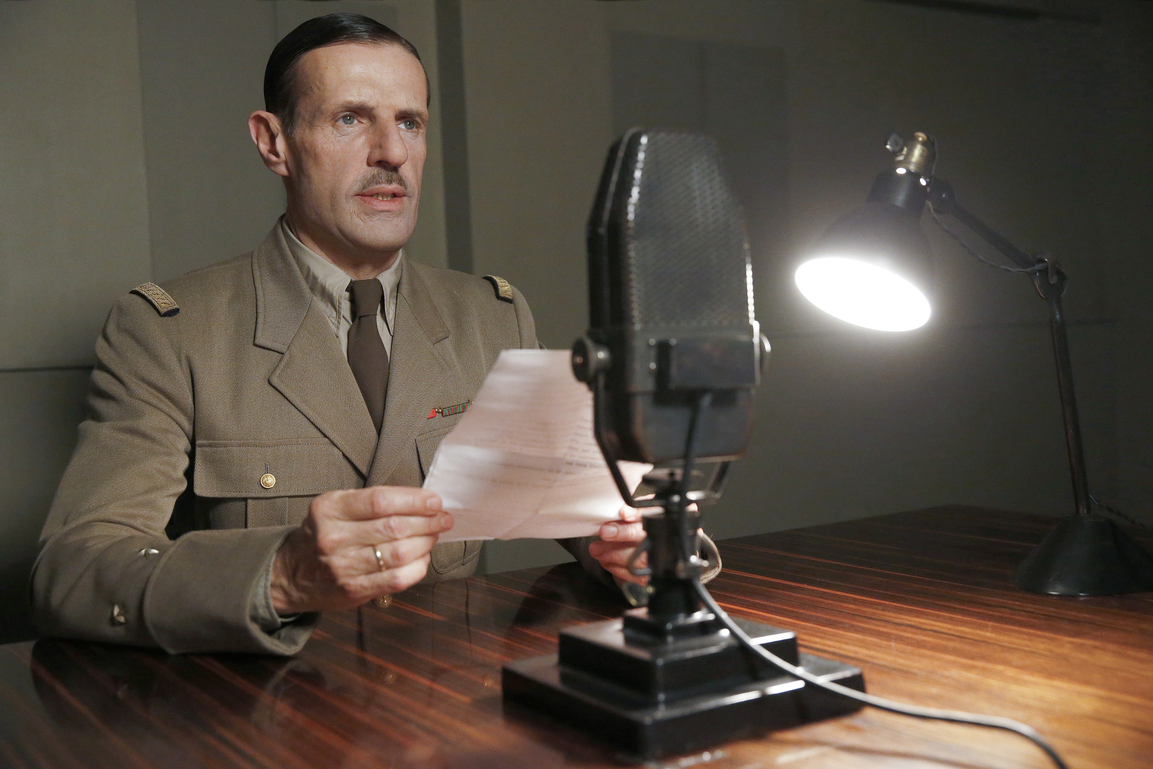 ”De Gaulle”.