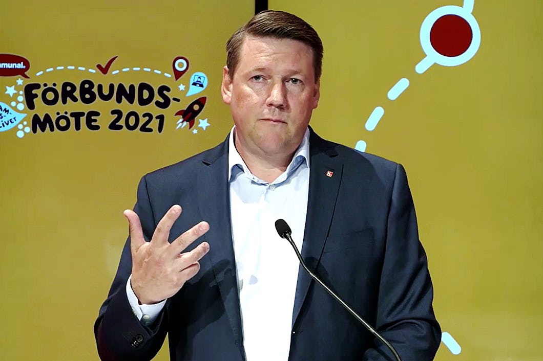 Tobias Baudin vid Kommunals förbundsmöte.