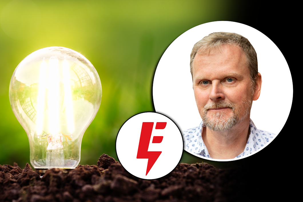 En bild på Urban Pettersson monterad invid Elektrikernas logga och en bild på en lysande glödlampa nedstucken i jord utomhus.