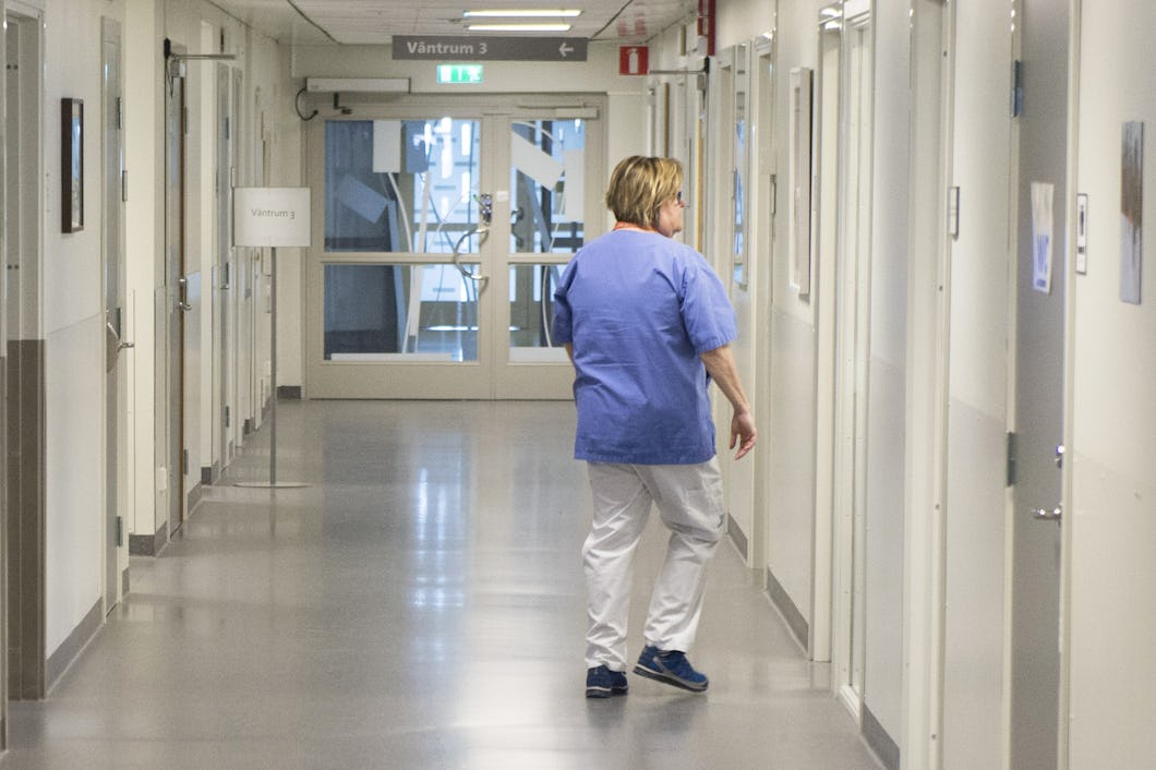Undersköterska Sjukhus Korridor Vårdpersonal