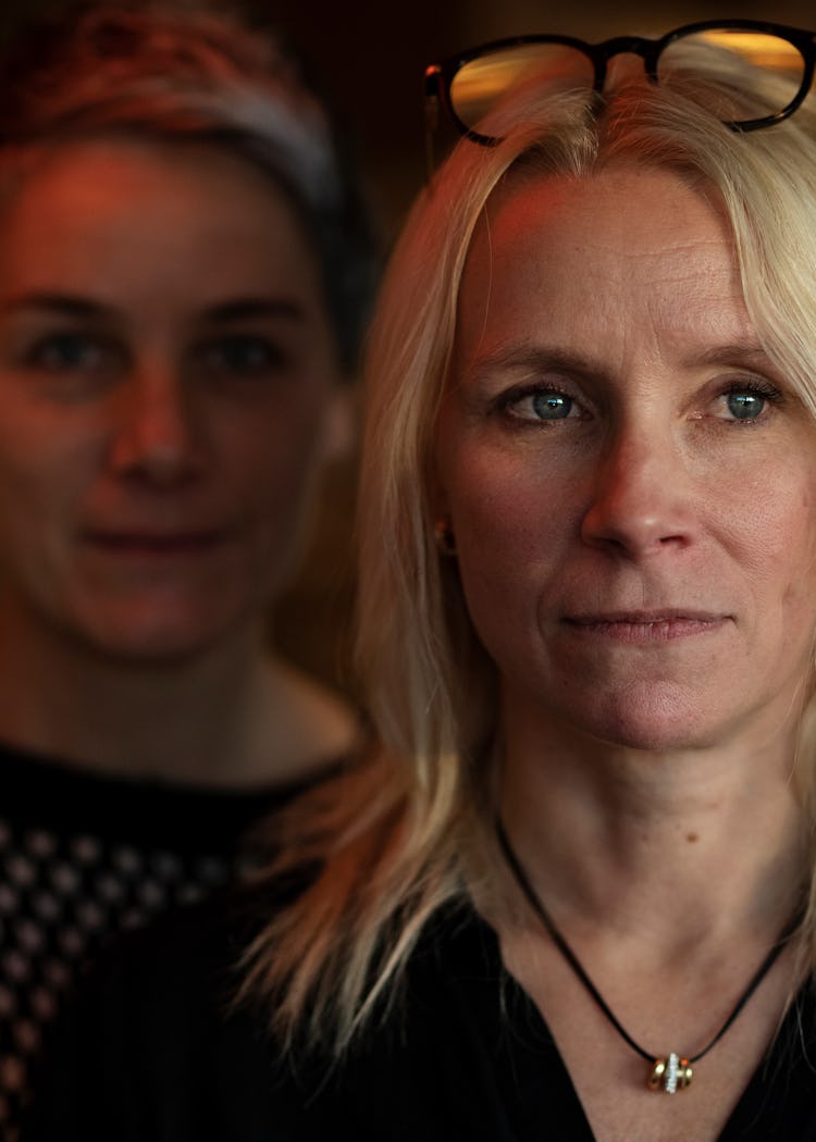 Jessica Eriksson med Fanny Ambjörnsson.