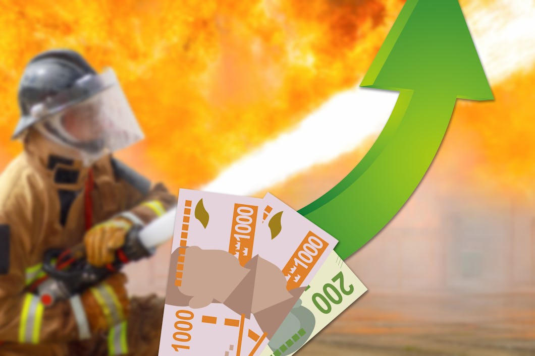 Brandmännens löner höjs med i snitt drygt 2 000 kronor.