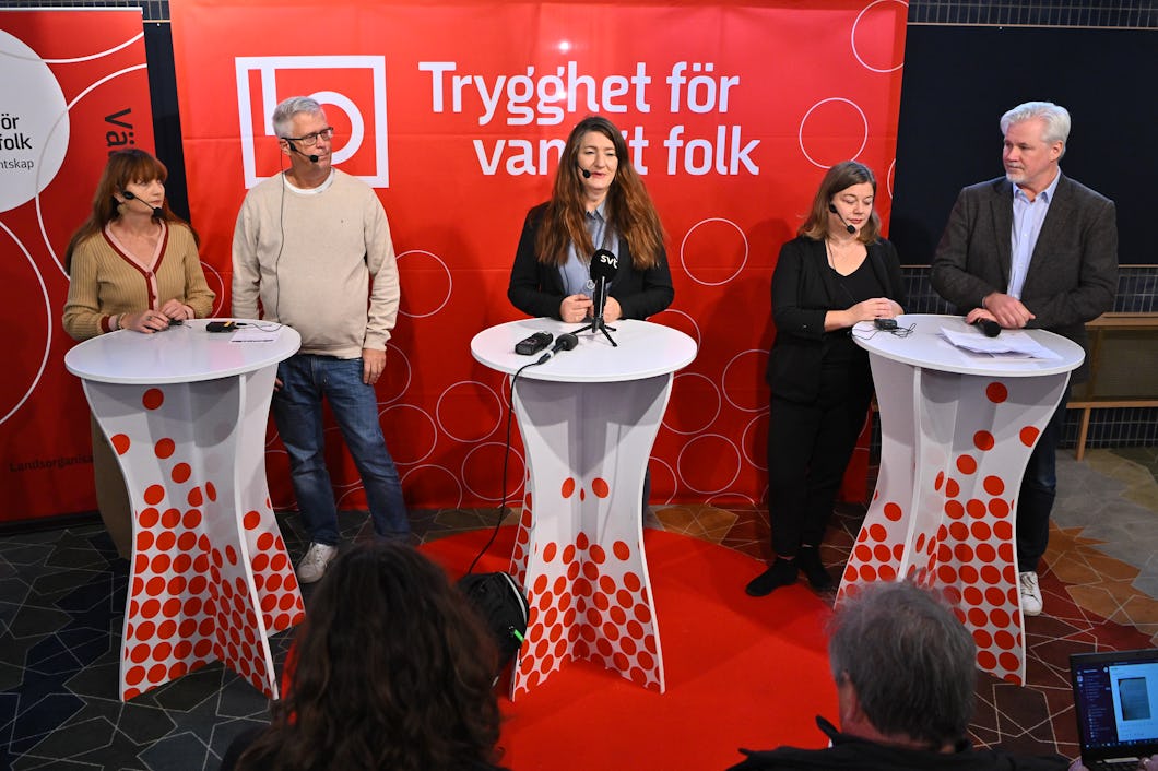 Marie Nilsson, ordförande IF Metall, Tommy Wreeth, ordförande Transport , Susanna Gideonsson, LOs ordförande, Malin Ragnegård, ordförande Kommunal, och Torbjörn Johansson, LOs avtalssekreterare under presskonferens för att berätta att LO:s representantskap träffats och LO:s 14 medlemsförbund har enats om gemensamma lönekrav i kommande avtalsrörelse 2023.