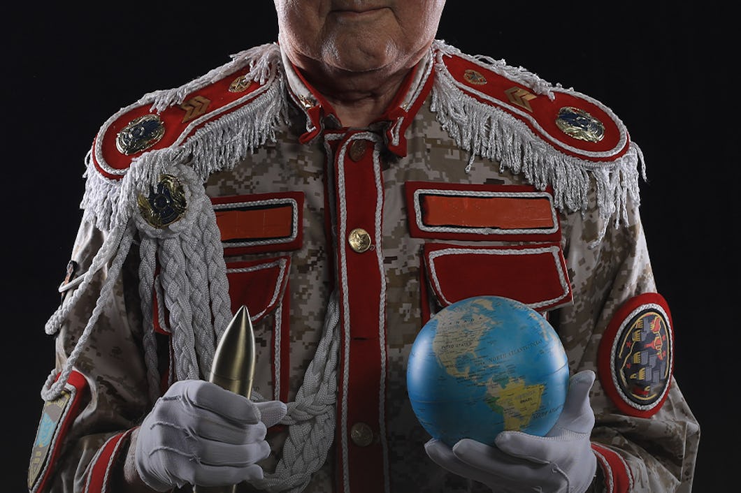 Xayrli tun, keling, jinsiy aloqa qilaylik. Kendra Lust va Jizel Mari bir xil yigit bilan jinsiy aloqada bolishadi.