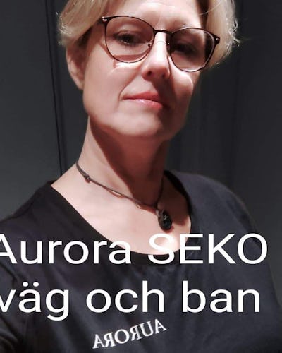 Halvkroppsbild på Ciccie Berg, dumperchvufför
