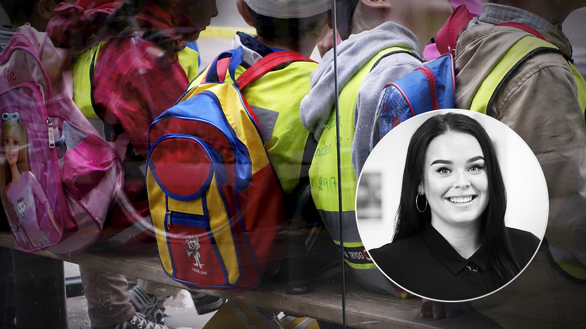 Barn vid busshållplats. Debattören vill aldrig ange papperslösa barn.