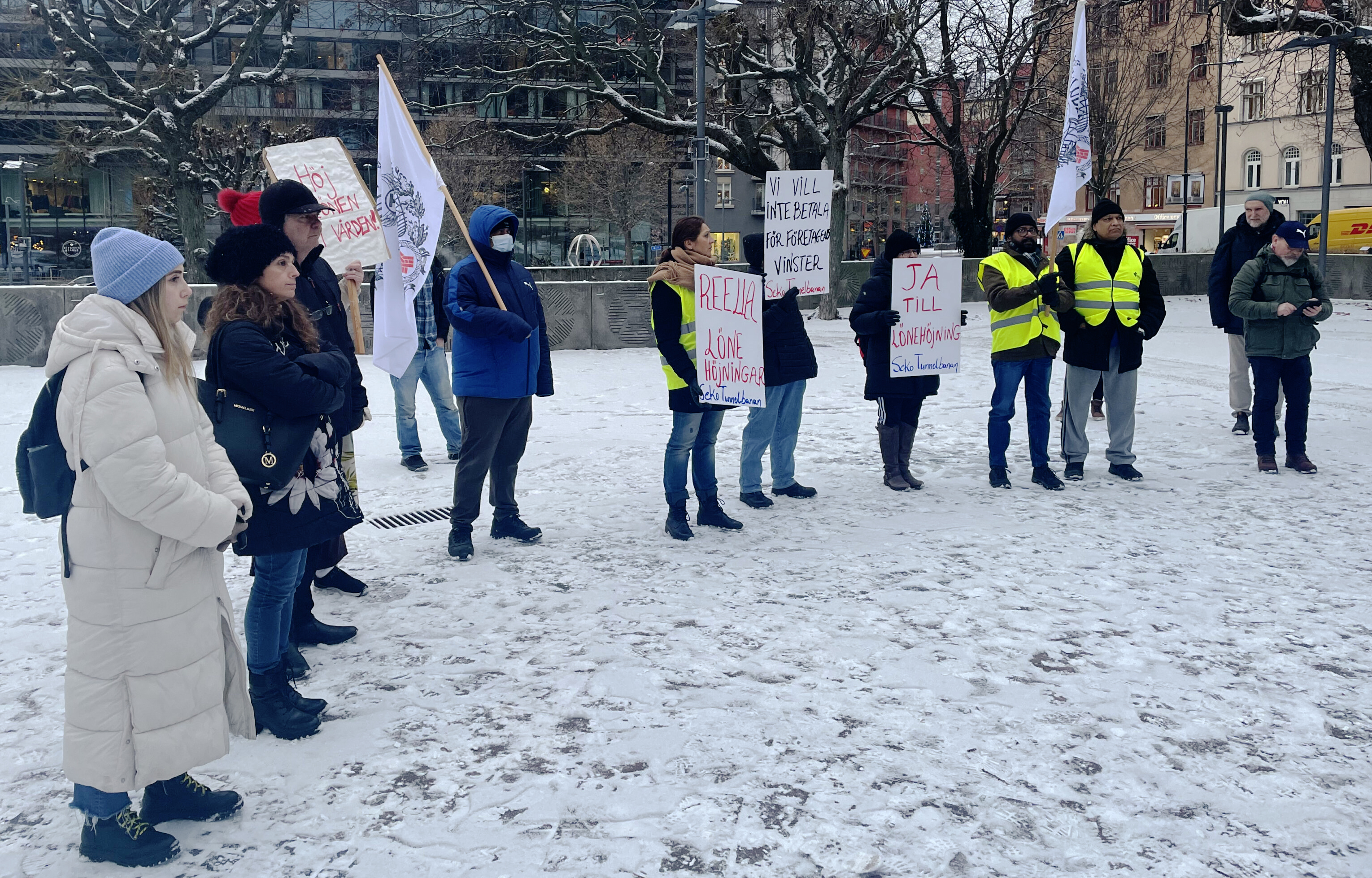Demonstration utanför LO-borgen