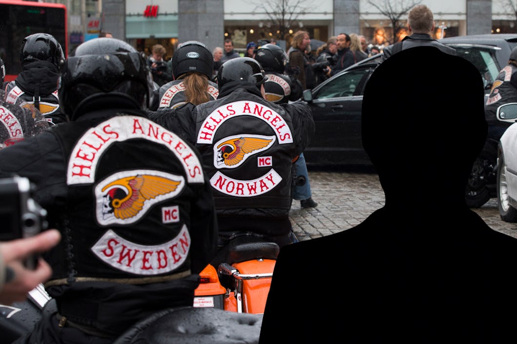 Flera medlemmar av Hells Angels, och en svart siluett av en man inklippt.