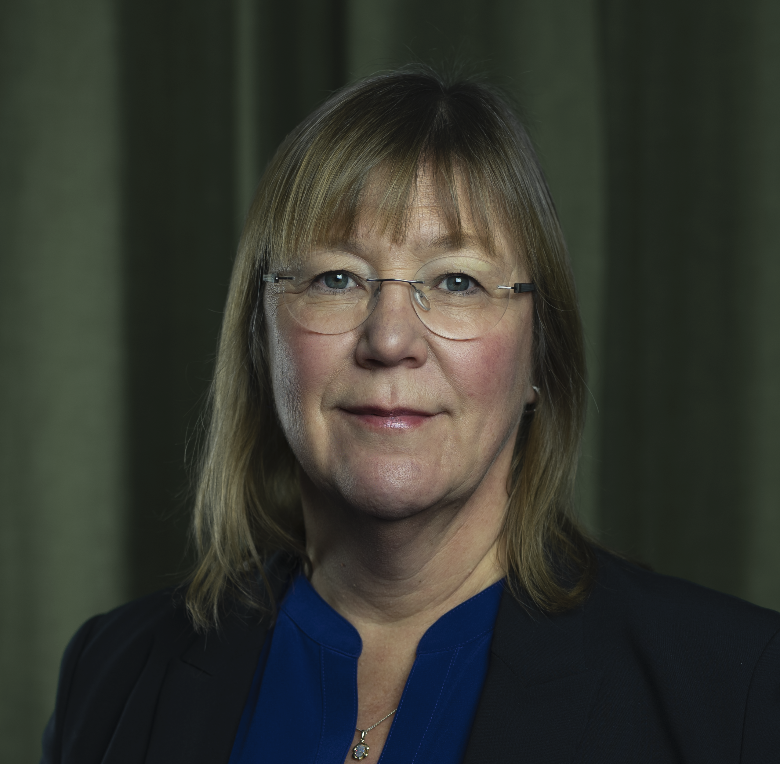 Professor Annina H Persson på KTH säger att mycket av lånebolagens reklam bryter mot lagen.