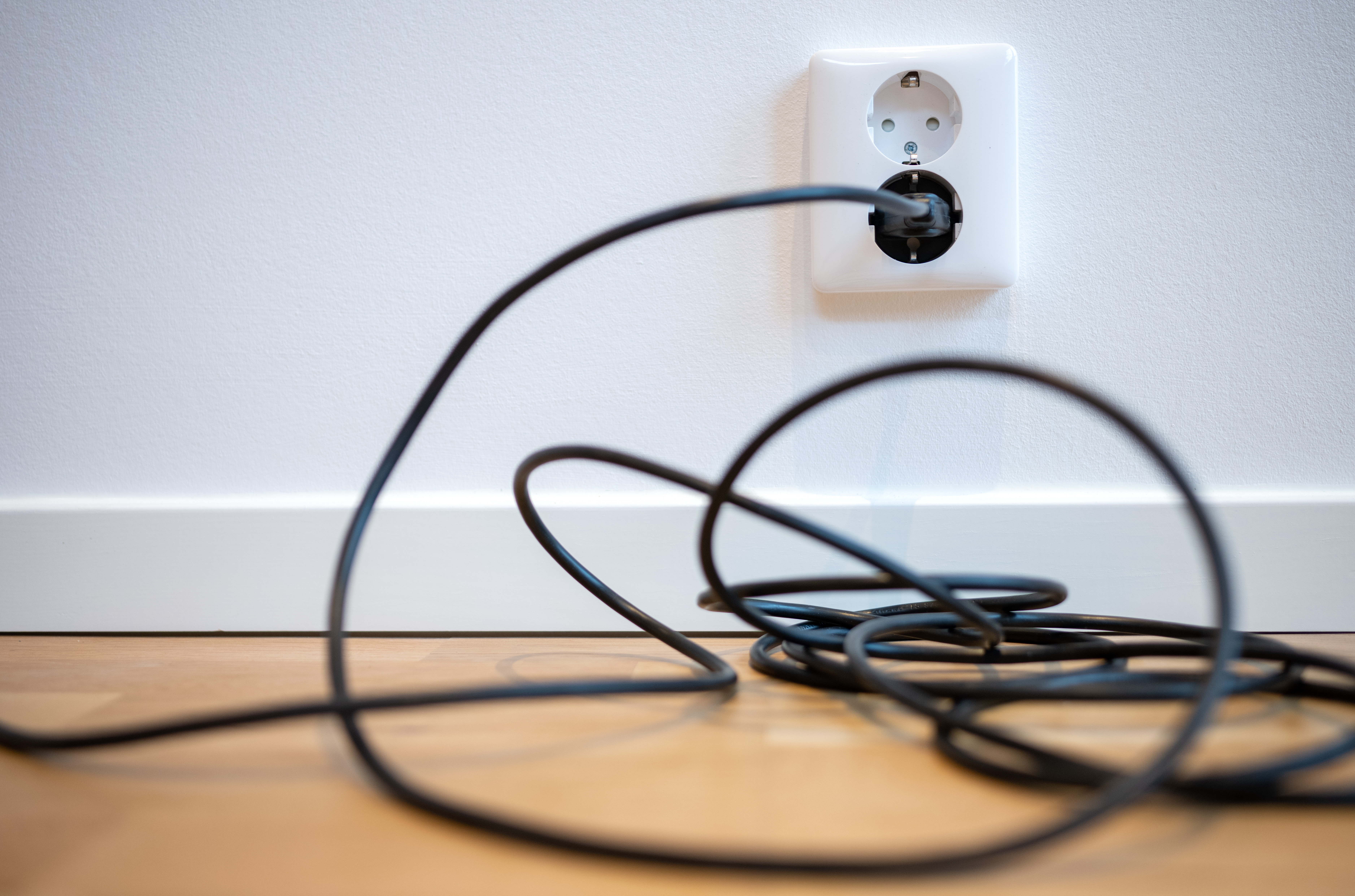Sladd inkopplad i jordat 230 volt eluttag.