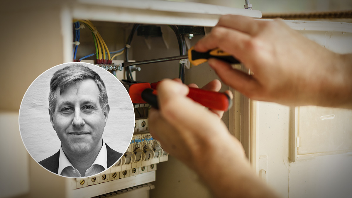 Fredrik Regnell vill se ökat kompetenskrav kring jordfelsbrytare.