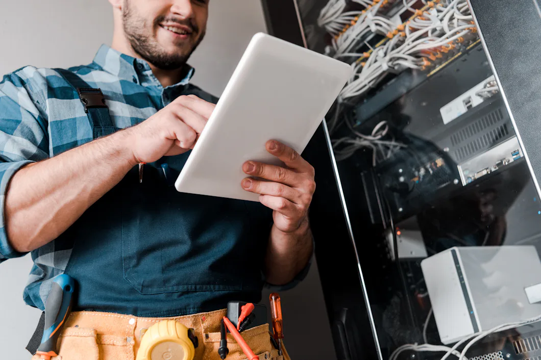 H r r H gst Andel Elektriker Med I Facket Arbetet h-r-r-h-gst-andel-elektriker-med-i-facket-arbetet
