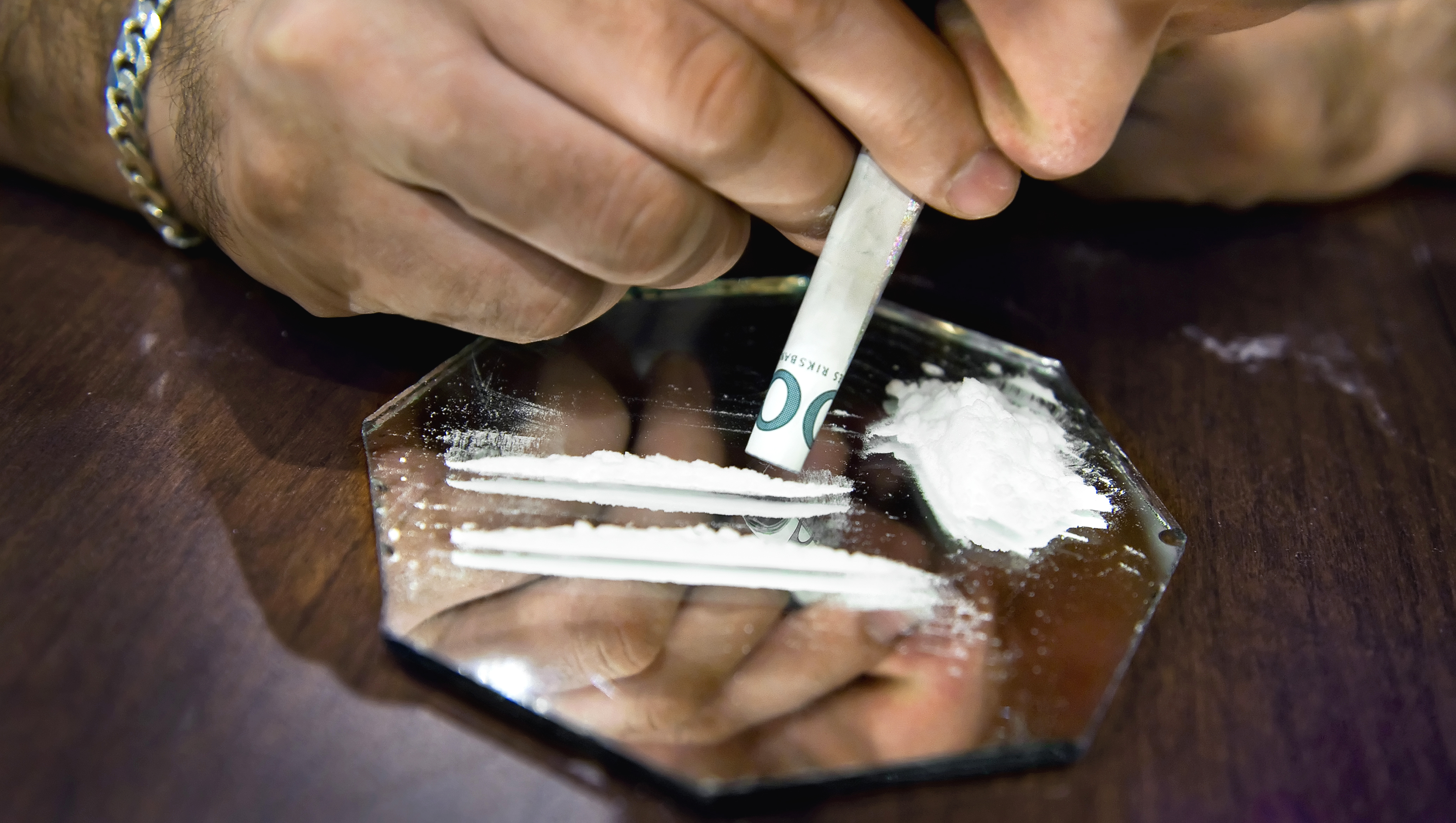 Knark Kokain amfetamin partydroger avsked drogtest