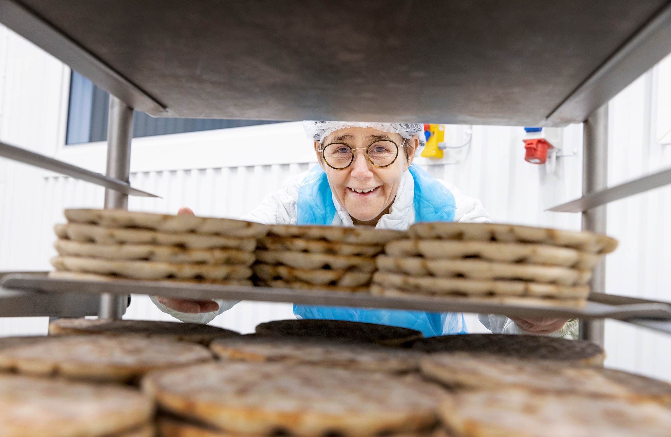 Maria Lindström har arbetat på Polarbröd i Älvsbyn sedan 1987.