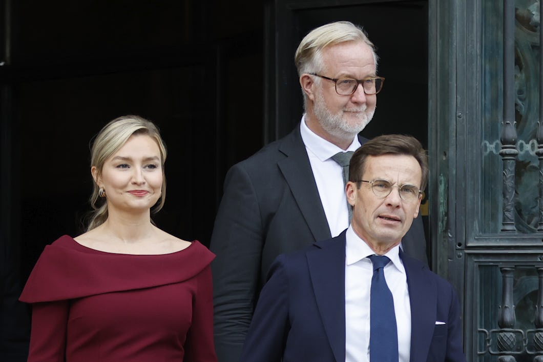 Ebba Busch (KD), Johan Pehrson (L) och Ulf Kristersson (M).