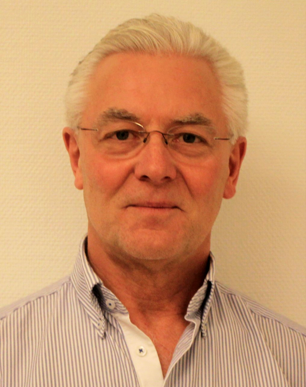 Porträttbild på Jörgen Kennedy som är kommunalråd i Tingsryds kommun.