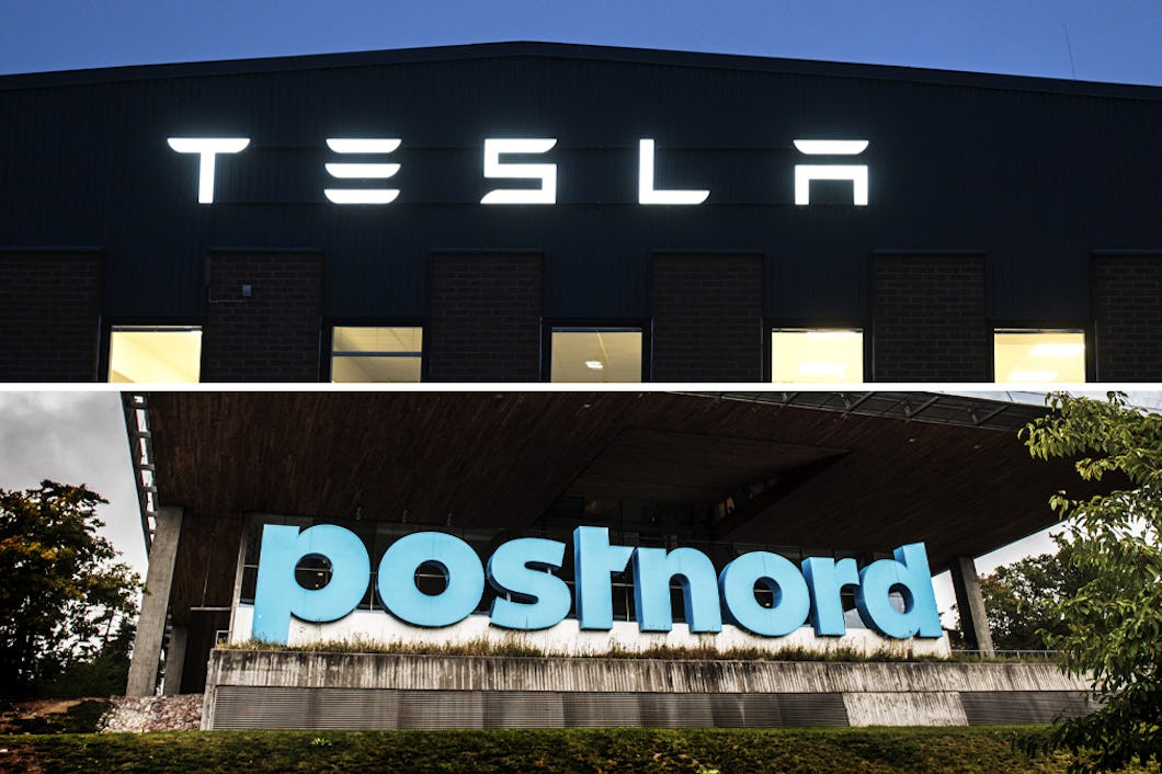 Delad bild på fasad där det står ”Tesla” och ”Postnord”-text utanför Postnords huvudkontor.