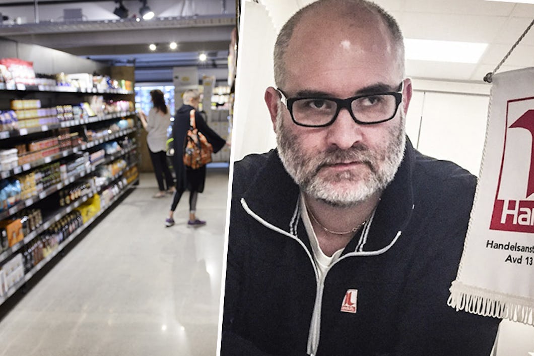 En man i glasögon bredvid en bild på en matbutik.