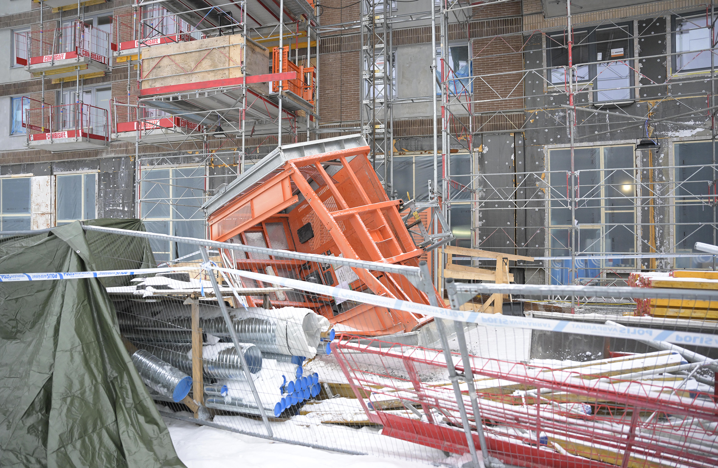 Hissen där fem personer omkom i en hissolycka.