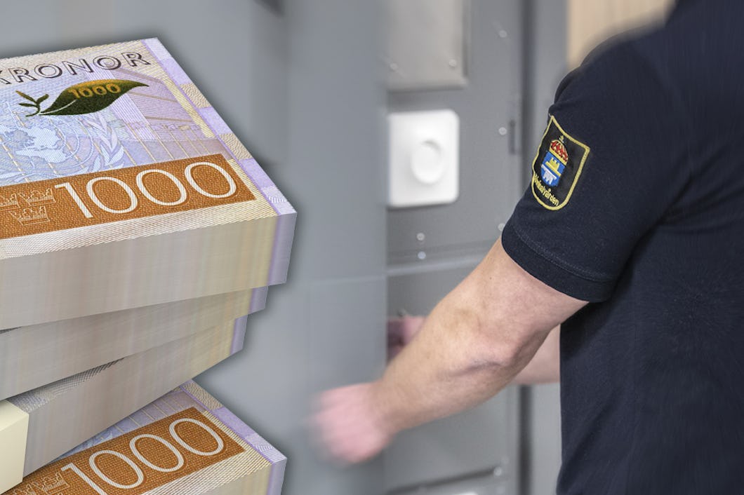Montage med en hög tusenlappar och en kriminalvårdare sedd snett bakifrån som håller på att låsa upp en dörr.