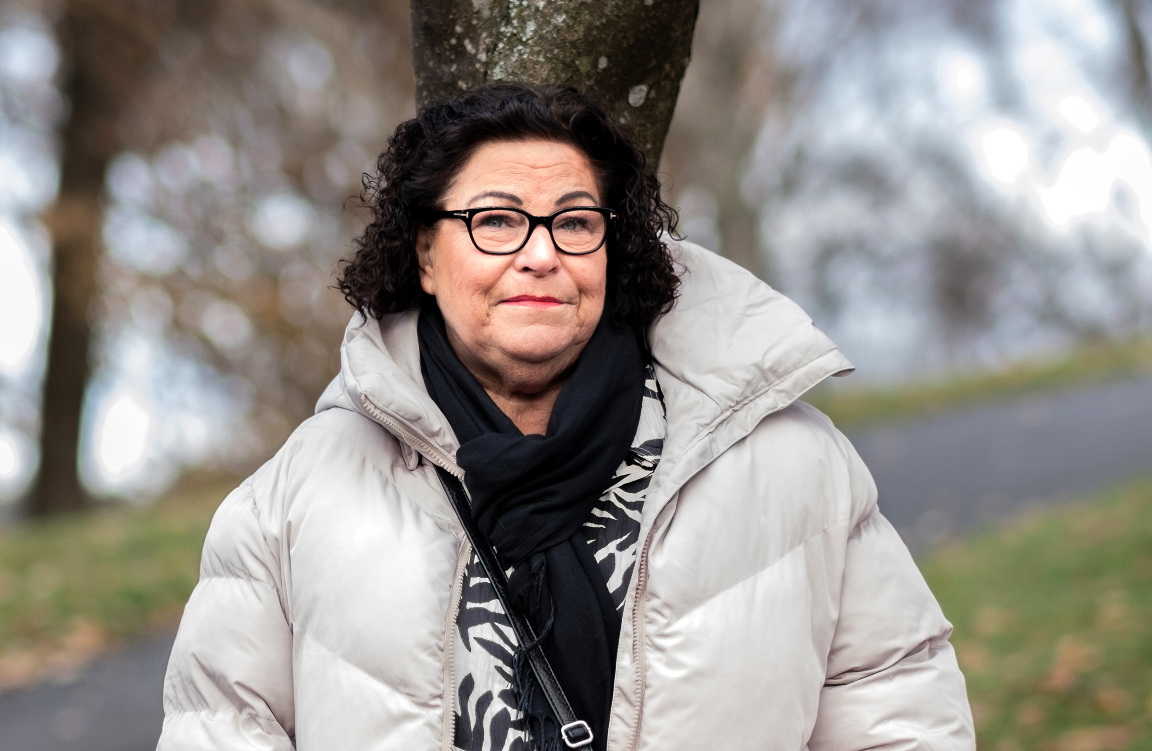 Sussie Östs trofasthet till H&M har hållit i 47 år, mer än ett halvt liv. Den har stått pall för neddragningar och förändringar, där mer och mer kommit att bestämmas centralt. – Kreativiteten och friheten har tagits bort. Erfarenhet och kompetens är ointressanta.