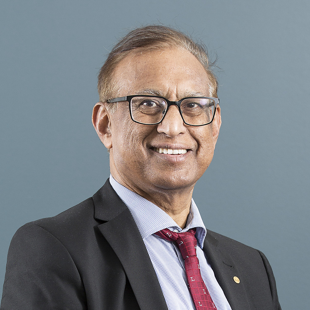 Porträtt på Uday Kumar.