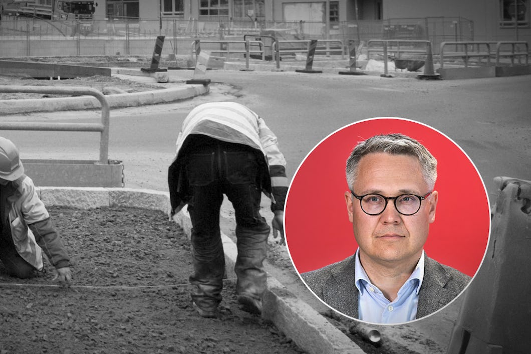 Två anläggningsarbetare jobbar med att lägga asfalt; infälld bild av Johan Danielsson med röd bakgrund.