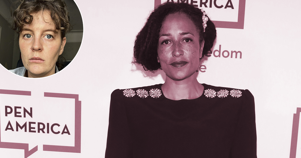 En person iklädd en mörk dräkt med blommiga utsmyckningar.