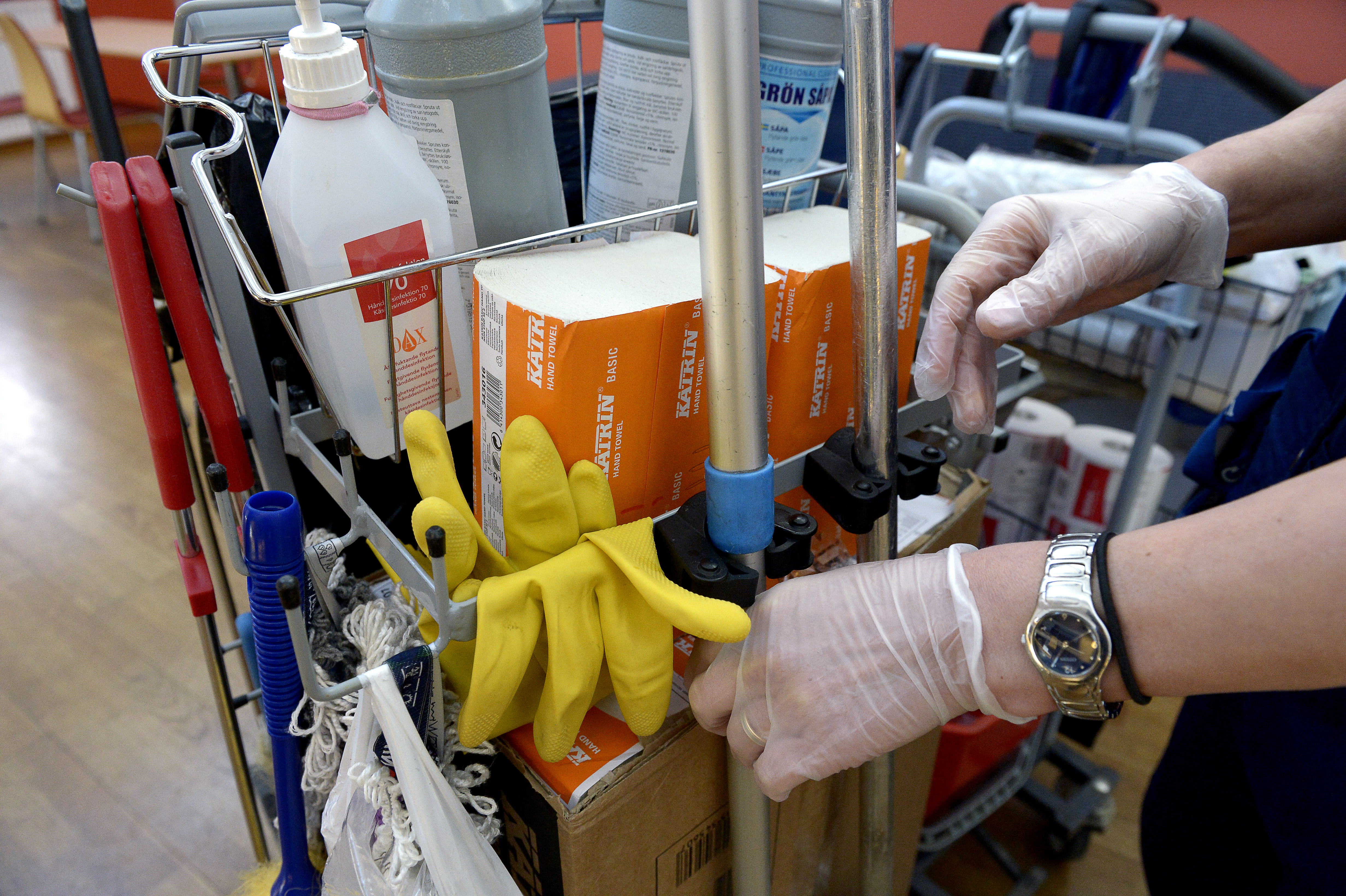 Städare, städmaterial.