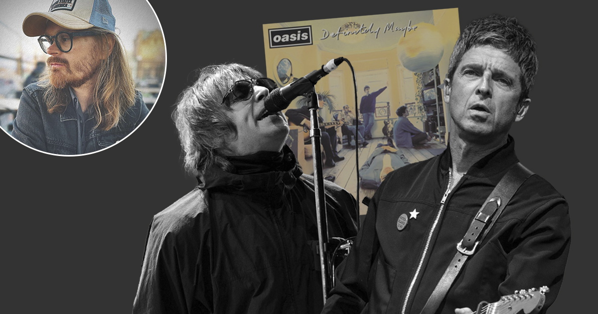 Två män sjunger och spelar gitarr framför ett albumomslag. En infälld bild visar en man.