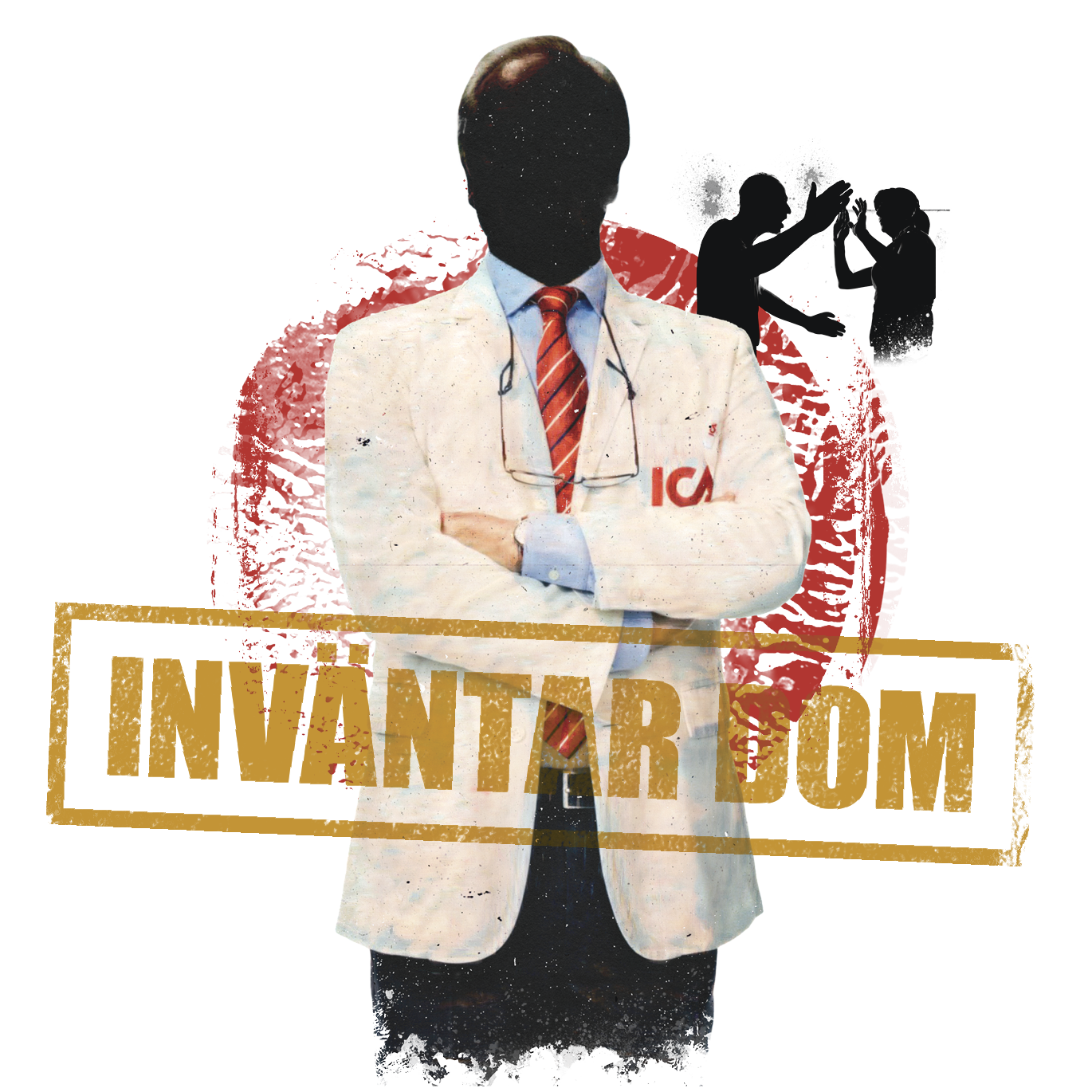 En person i en ljus kostym med förkortningen "ICA" står med armarna korsade.