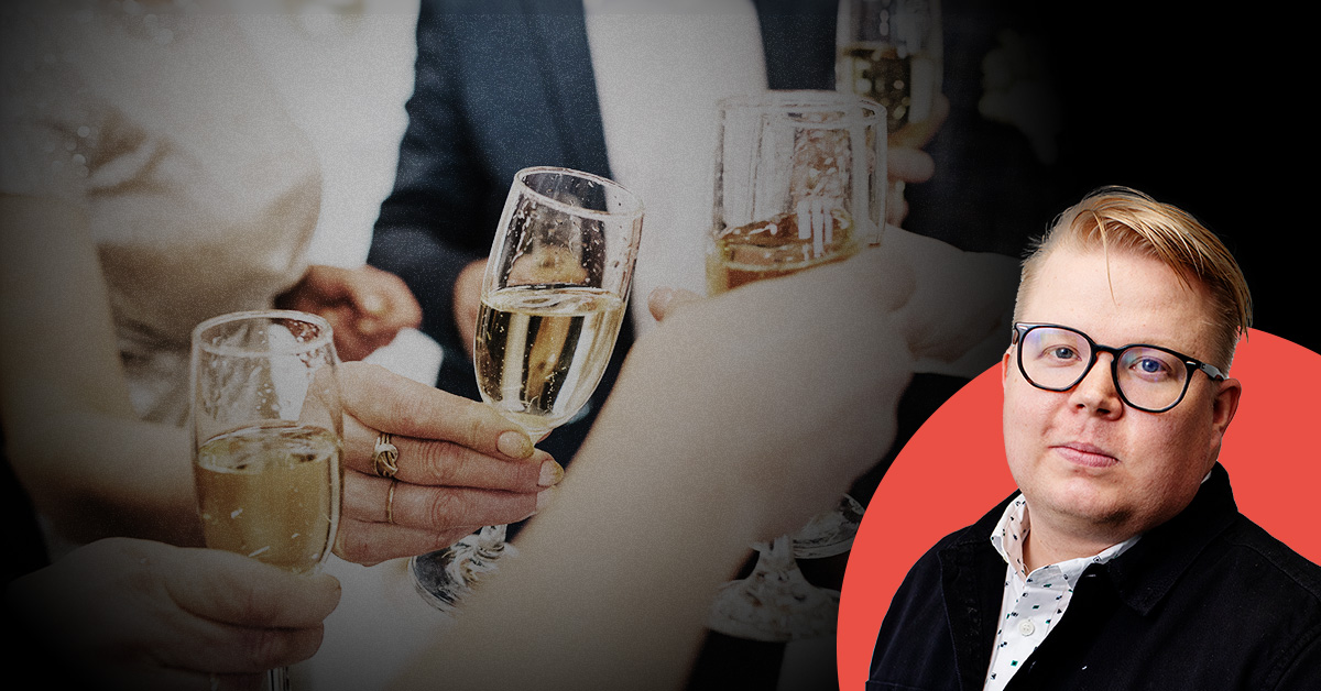 Personer skålar med champagneglas; en person som bär glasögon visa i en cirkulär infälld bild till höger.